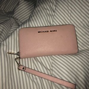 Michael Kors Medium Size Wallet